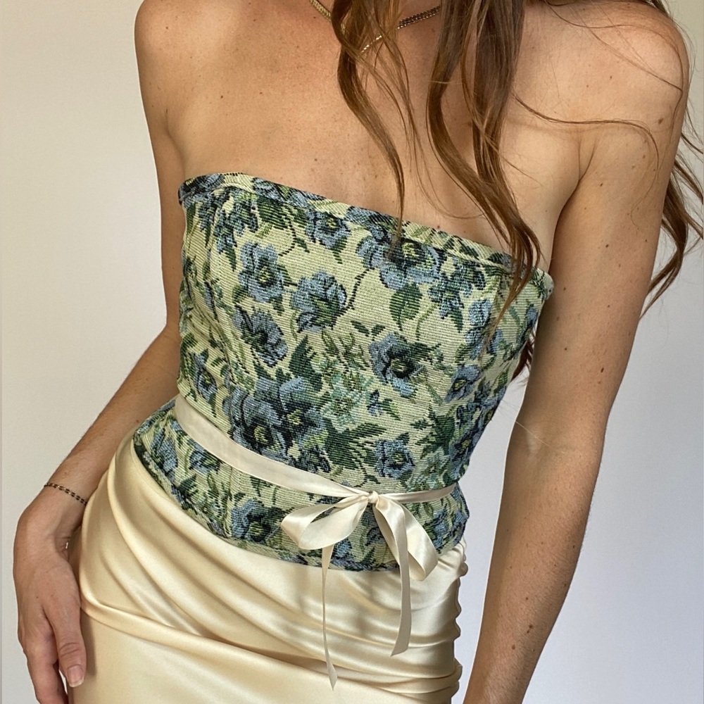 Jacquard Floral Ribbon Lace Up Corset